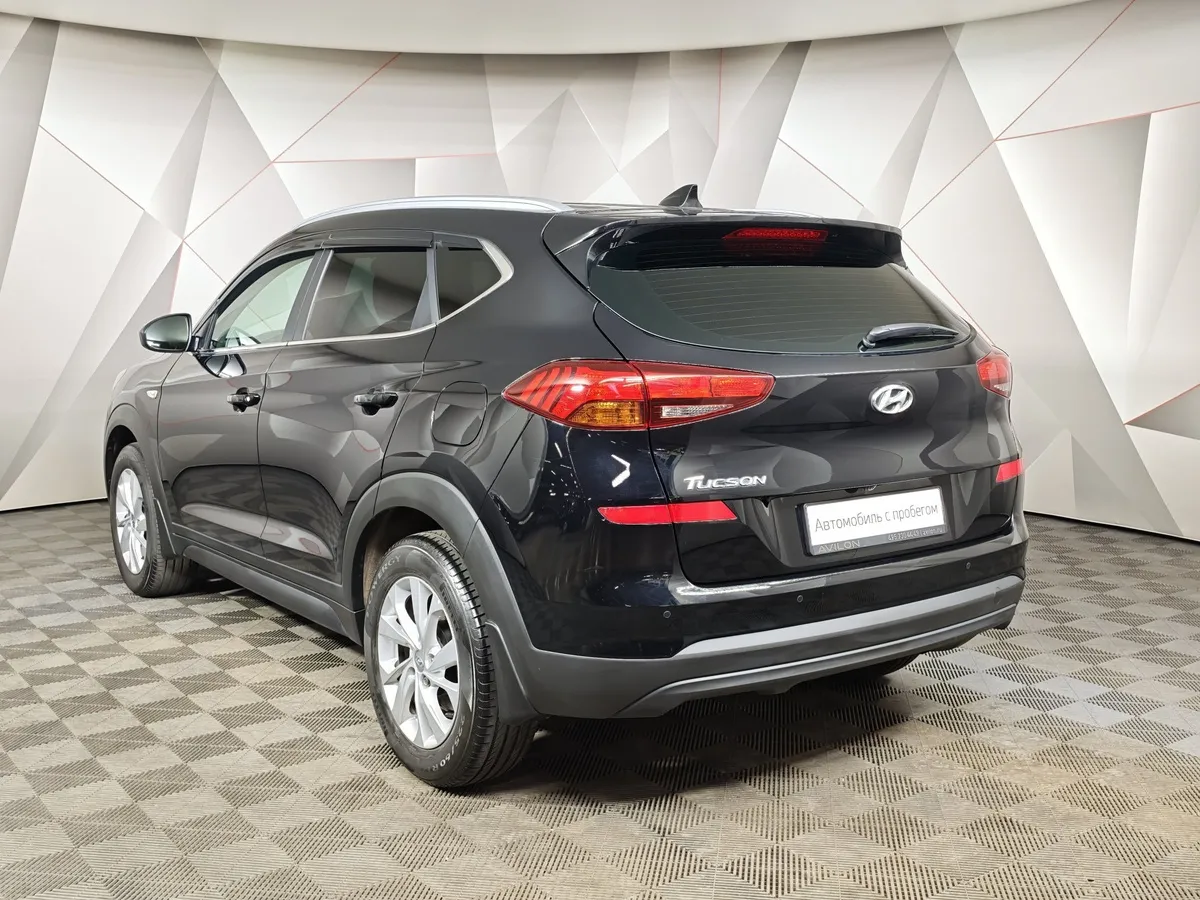 Hyundai Tucson 2.0 (150 л.с.) MPI-6AT-2WD Family Черный в АВИЛОН. Слайд №4