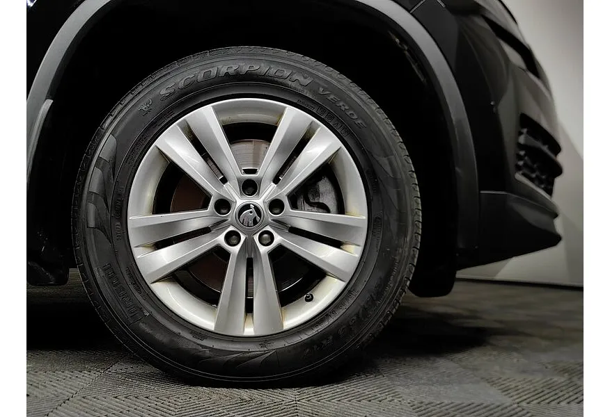 Skoda Kodiaq 2.0 TSI DSG 4X4 (180 л.с.) Черный в АВИЛОН. Слайд №9