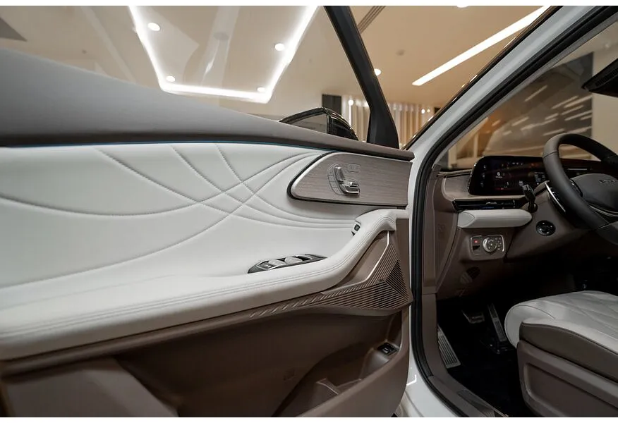 EXEED RX 2.0T 8AT 4WD (249 л.с.) Flagship Белый в АВИЛОН. Слайд №14