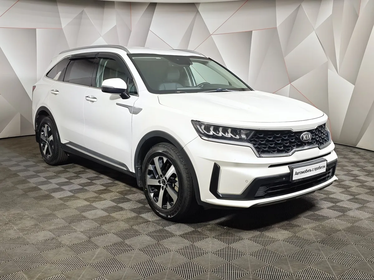 Kia Sorento 2.5 MPI 4WD AT (180 л.с.) Comfort Белый в АВИЛОН. Слайд №3