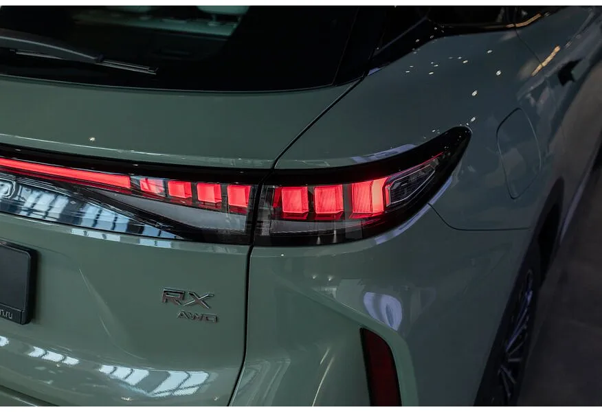 EXEED RX 2.0T 8AT 4WD (249 л.с.) Premium Зеленый в АВИЛОН. Слайд №10