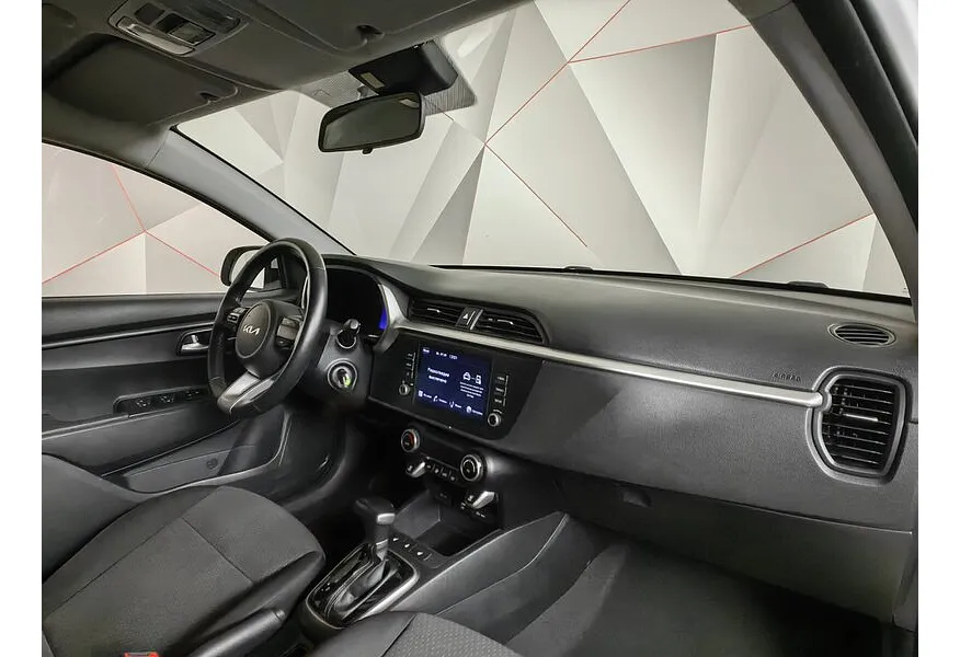 АВИЛОН - Kia Rio X 1.6 AT (123 л.с.) Style Белый - slide 13
