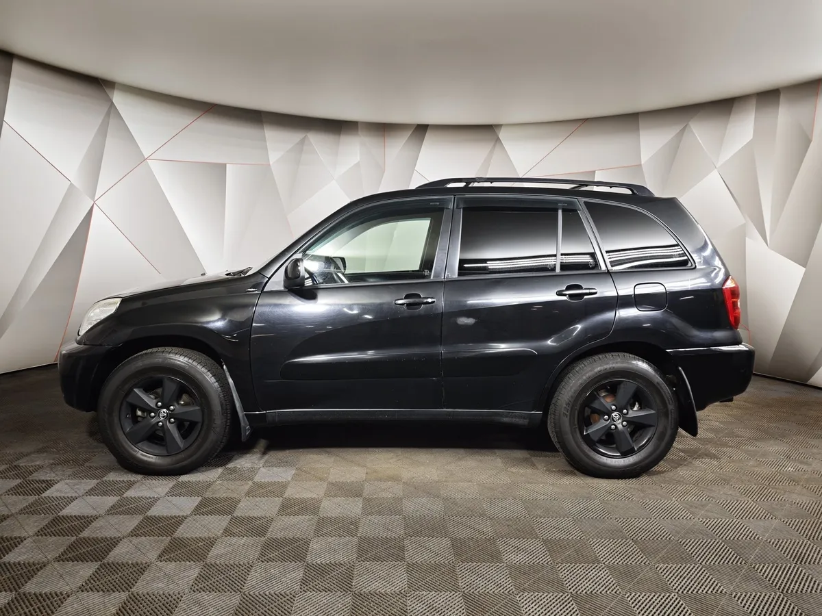 Toyota RAV4 2.4 AT FWD (163 л.с.) Черный в АВИЛОН. Слайд №5