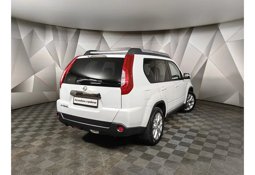 Nissan X-Trail 2.0 CVT AWD (141 л.с.) Белый в АВИЛОН. Слайд №2