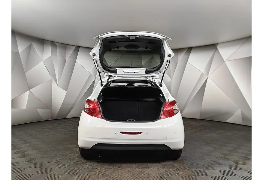 АВИЛОН - Peugeot 208 1.6 VTi AT (120 л.с.) Белый - slide 18