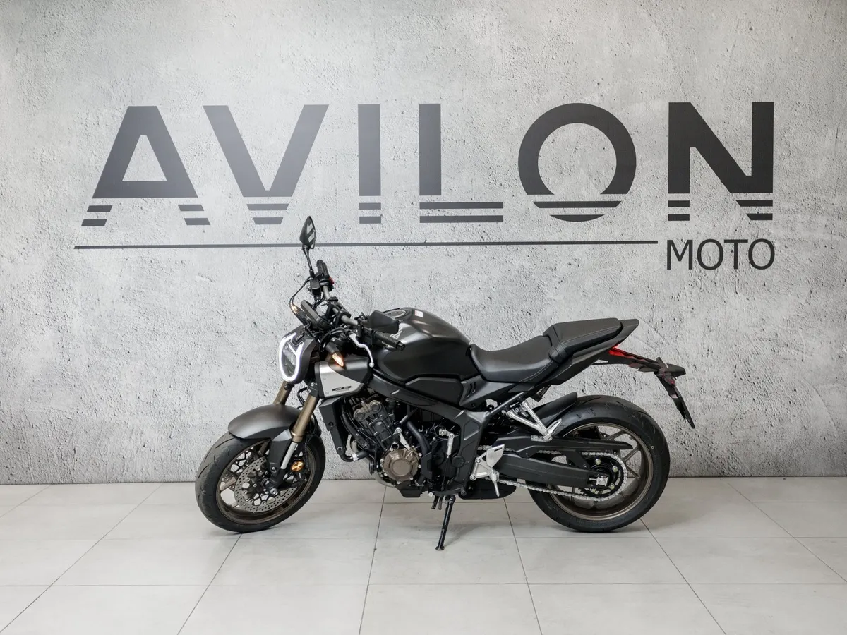 Honda CB650R CB650RA 649 см³ (95) 648 Черный в АВИЛОН. Слайд №5