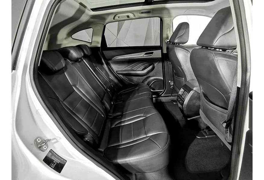 Haval F7 2.0T AWD 7DCT (190 л.с.) Tech Plus Белый в АВИЛОН. Слайд №17