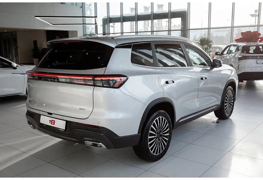 TENET T8 2.0T 7DCT 4WD (197 л.с.) Ultra Серебристый в АВИЛОН. Слайд №7