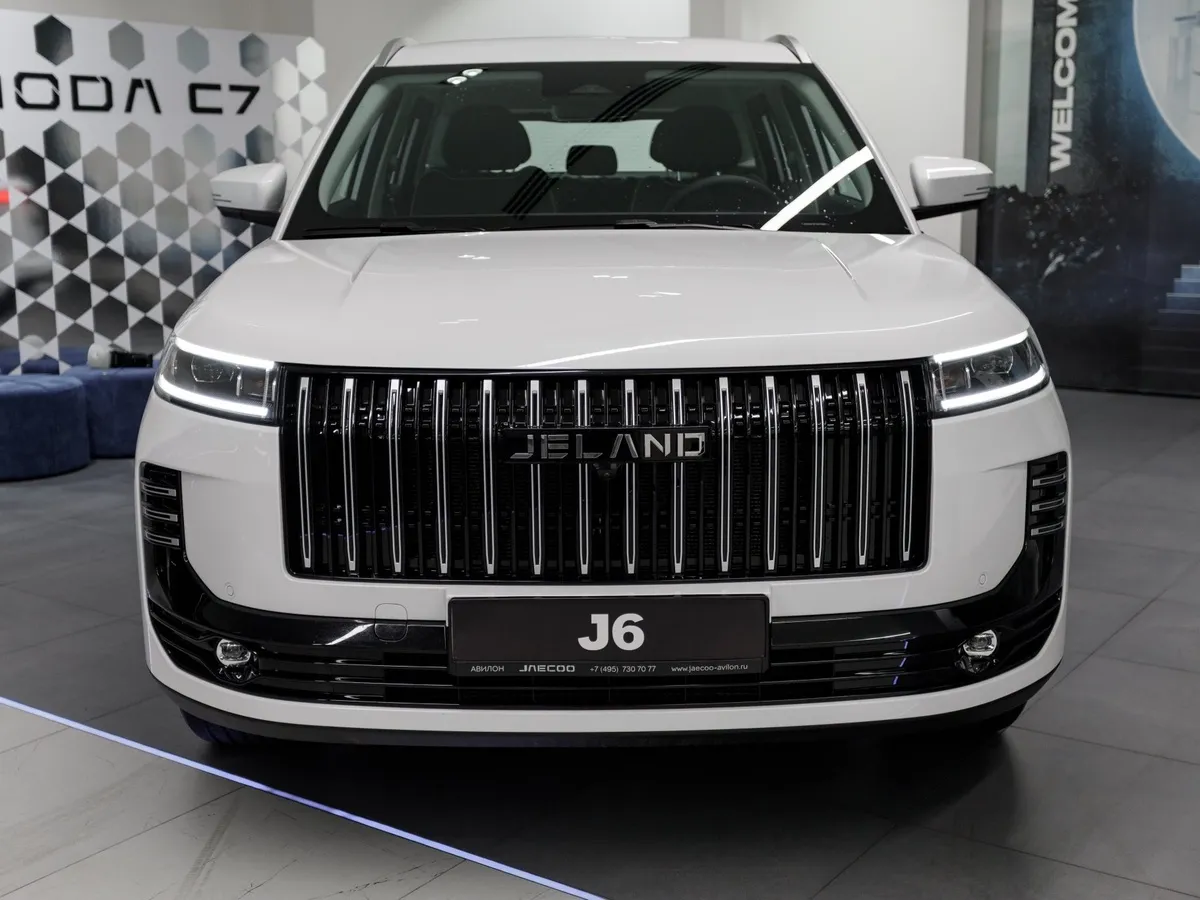 JELAND J6 1.6T DCT 4WD (150 л.с.) Престиж Белый в АВИЛОН. Слайд №3