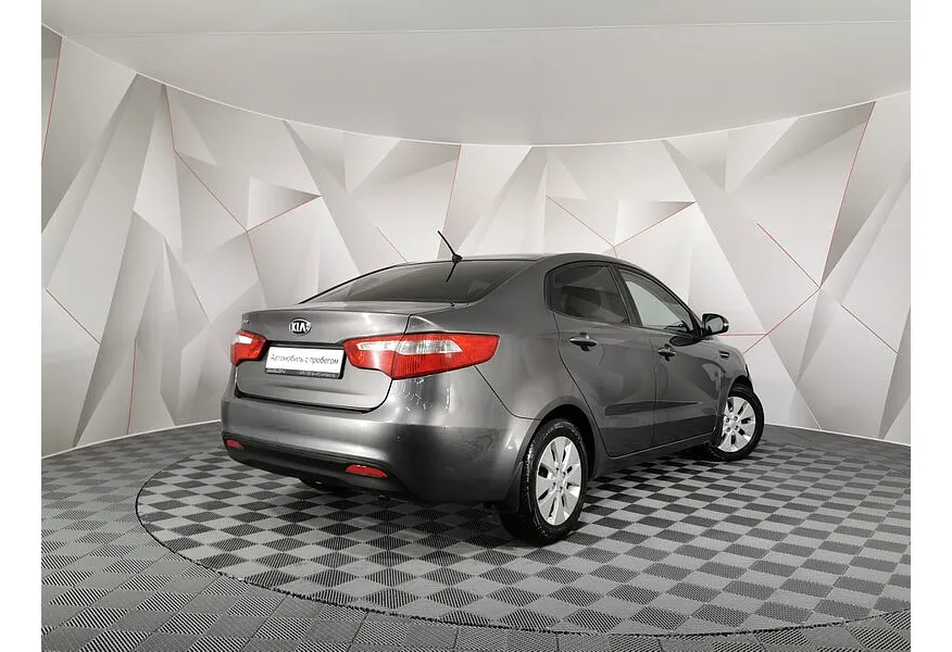 LIVE. Слайд №8