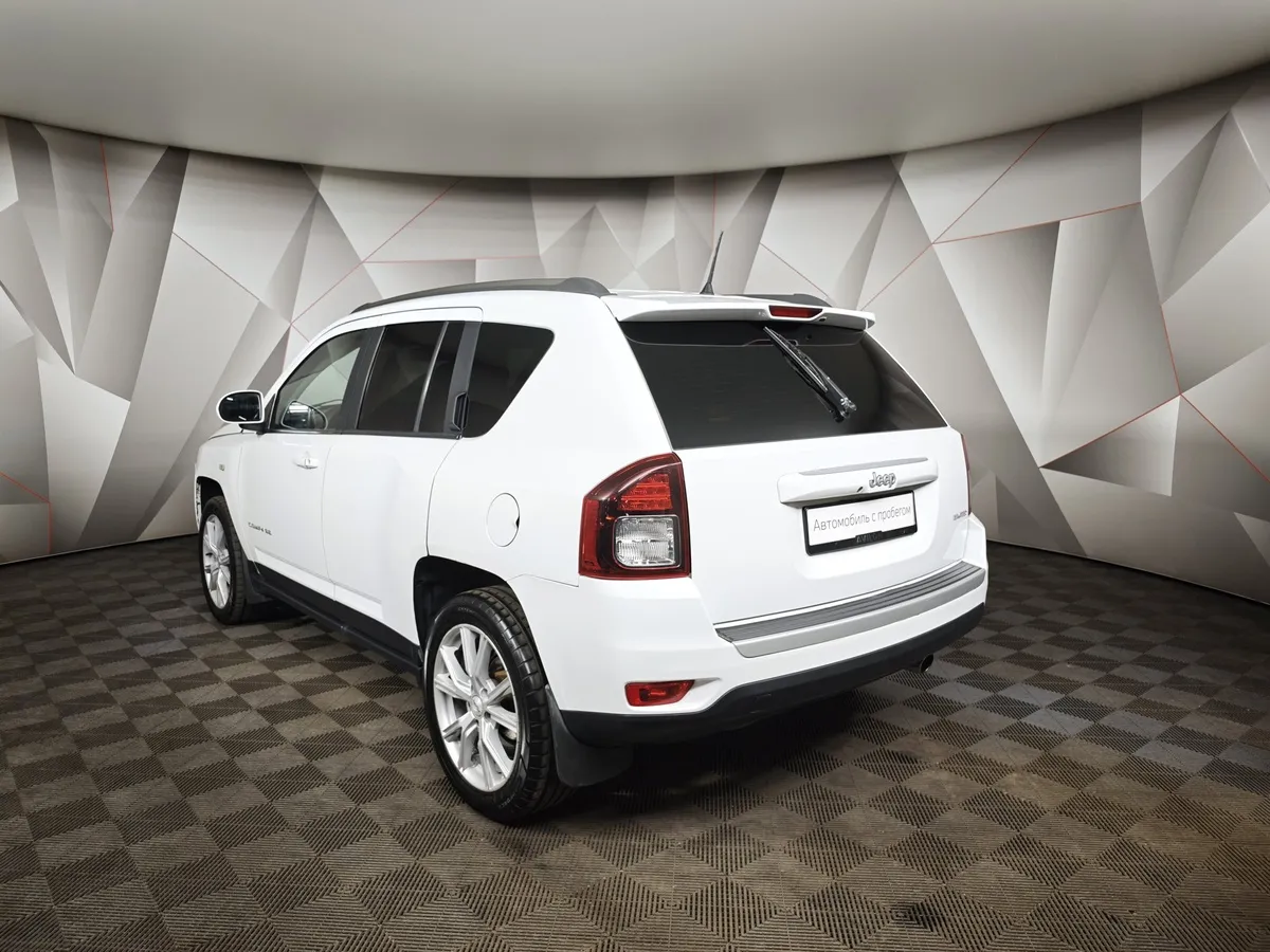 Jeep Compass 2.4 AT AWD (170 л.с.) Limited Белый в АВИЛОН. Слайд №4
