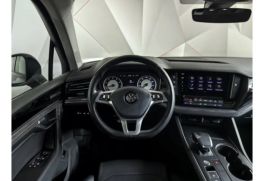 Volkswagen Touareg 2.0 TSI Tiptronic 4Motion (249 л.с.) Respect Черный в АВИЛОН. Слайд №20