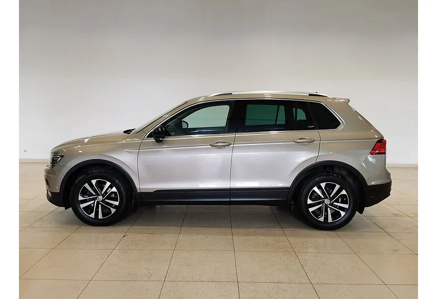Volkswagen Tiguan 1.4 TSI 4Motion DSG (150 л.с.) Status Plus Бежевый в АВИЛОН. Слайд №5