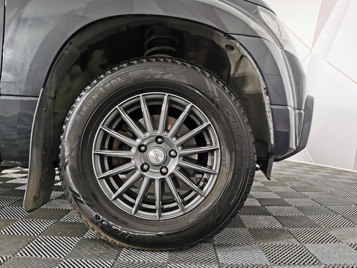 Suzuki Grand Vitara 2.0 AT AWD (140 л.с.) Черный в АВИЛОН. Слайд №9
