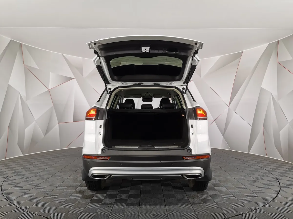 Geely Atlas Pro 1.5T AT FWD (177 л.с.) Luxury Белый в АВИЛОН. Слайд №11