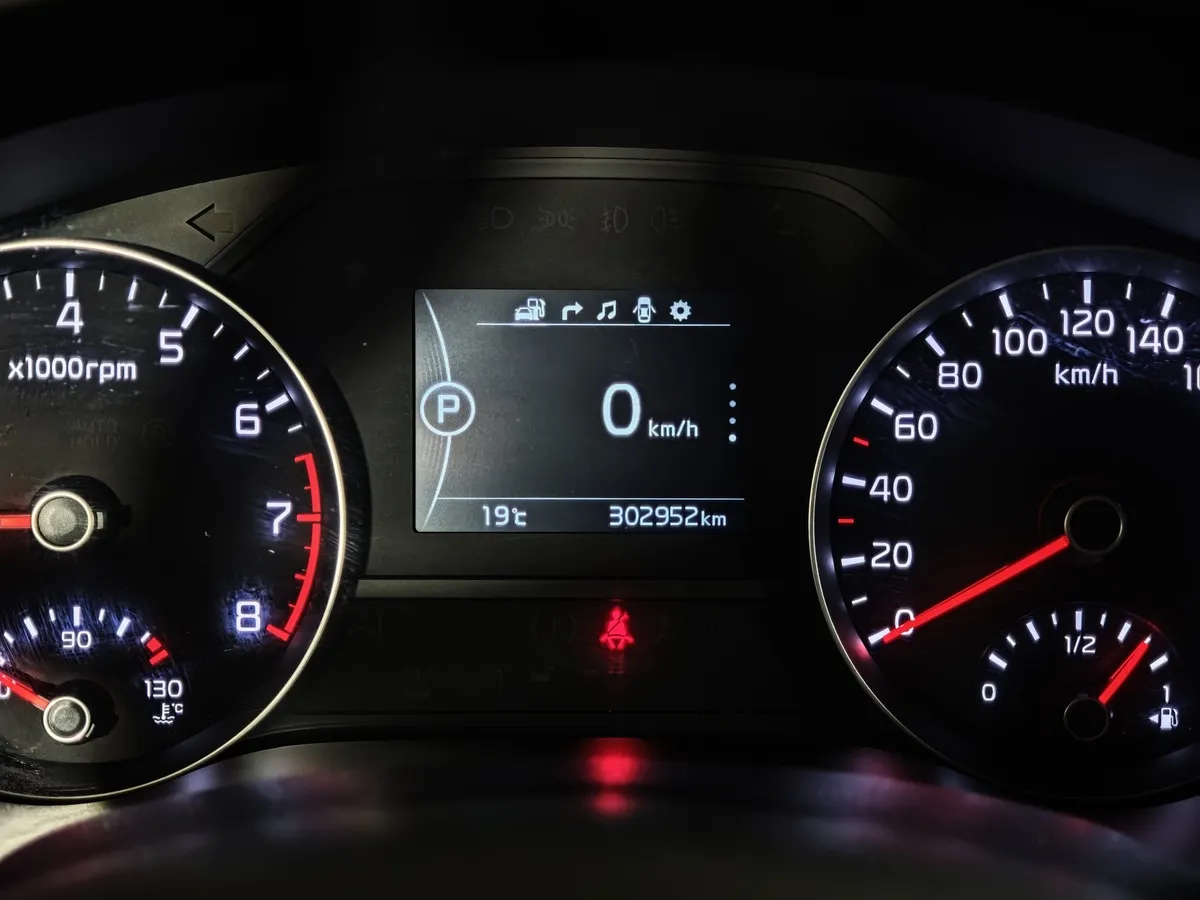 Kia Sportage 2.0 MPI AT 4WD (150 л.с.) Comfort Коричневый в АВИЛОН. Слайд №18