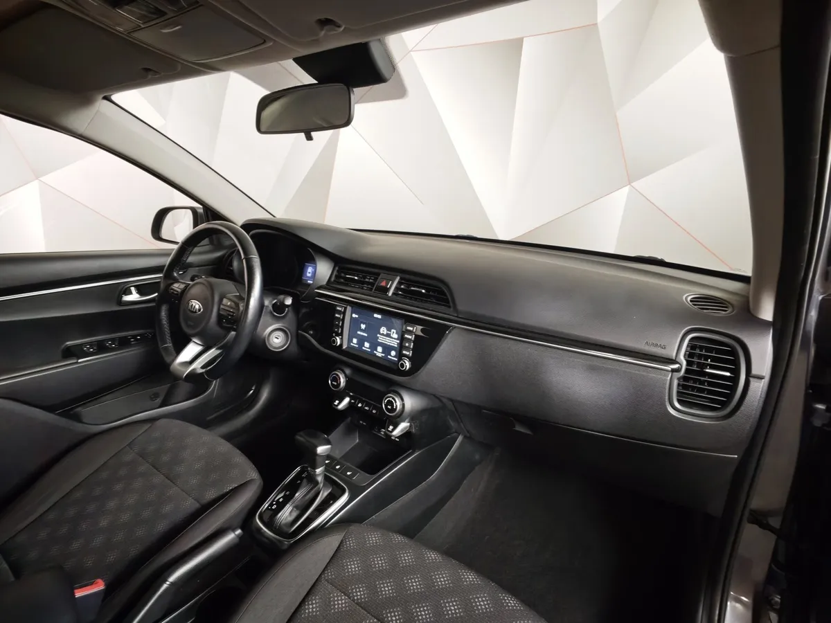 Kia Rio 1.6 AT (123 л.с.) Серый в АВИЛОН. Слайд №11