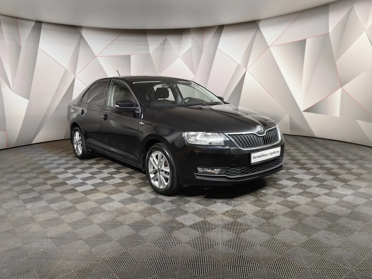 Skoda Rapid 1.6 MT (90 л.с.) Черный в АВИЛОН. Слайд №3