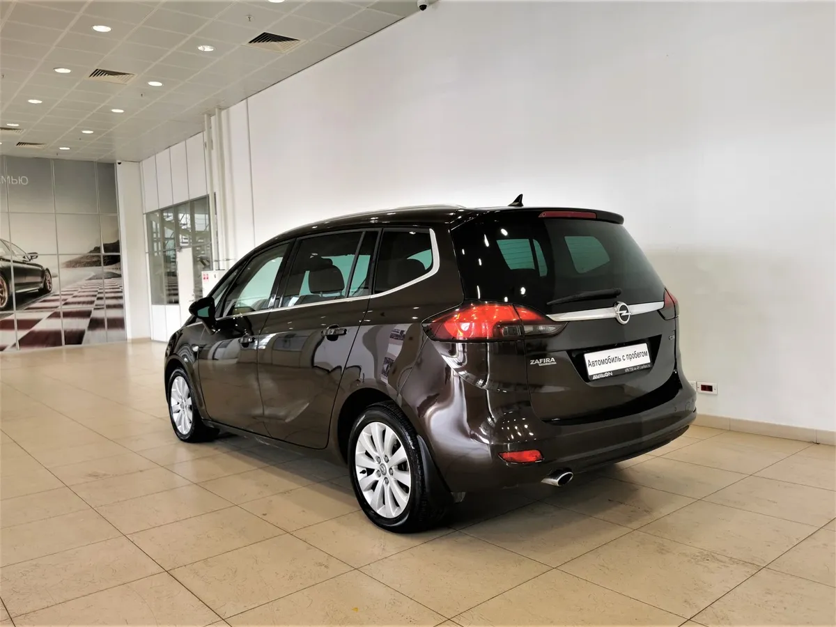 Opel Zafira 2.0 CDTI AT (165 л.с.) Коричневый в АВИЛОН. Слайд №4