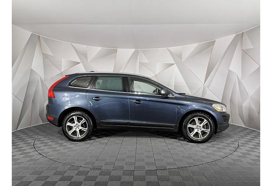 Volvo XC60 2.4 D5 AT AWD (205 л.с.) Синий в АВИЛОН. Слайд №6