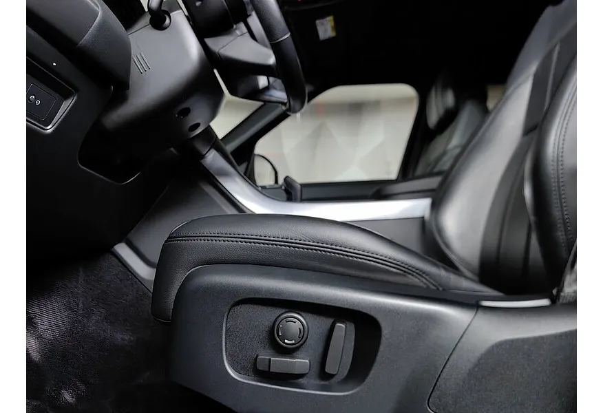 Land Rover Range Rover Sport 3.0 TDV6 AT AWD (249 л.с.) SE Черный в АВИЛОН. Слайд №23