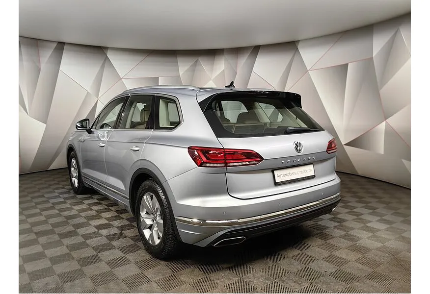 Volkswagen Touareg 2.0 TSI Tiptronic 4Motion (249 л.с.) Respect Серый в АВИЛОН. Слайд №4
