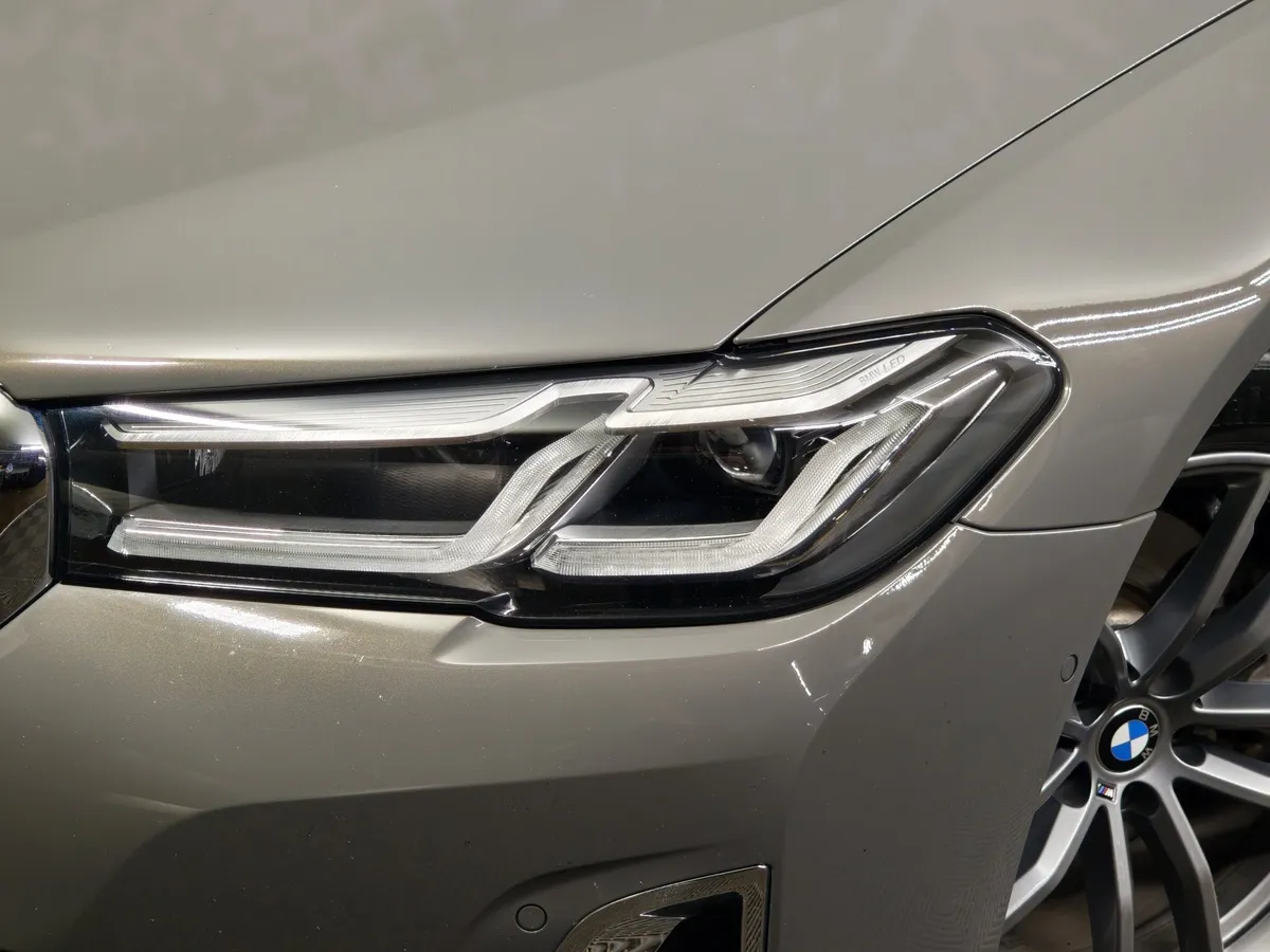BMW 5 серия 520i Steptronic (184 л.с.) Base (Локальная сборка) Серый в АВИЛОН. Слайд №8