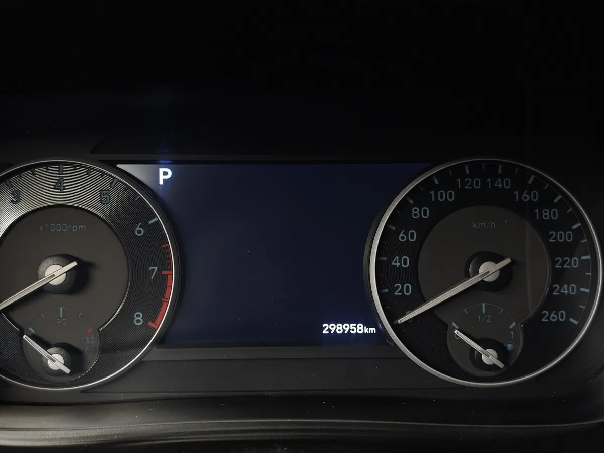 Genesis G90 3.3 T-GDI AT AWD (5 мест) (370 л.с.) Elite Черный в АВИЛОН. Слайд №25