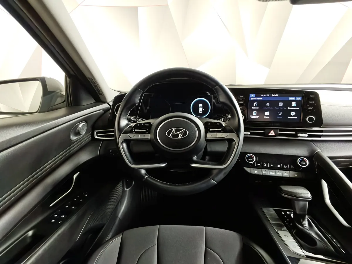 Hyundai Elantra 1.6 AT FWD (128 л.с.) Style Серый в АВИЛОН. Слайд №20