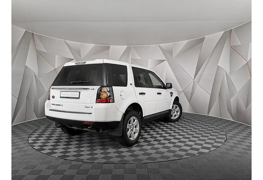 Land Rover Freelander 2.2 TD4 AT 4WD (150 л.с.) Белый в АВИЛОН. Слайд №2