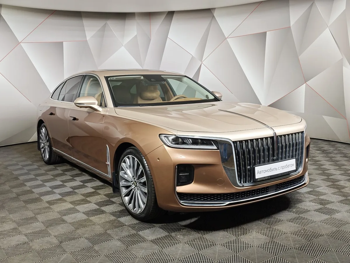 Hongqi H9 2.0T AT (245 л.с.) Делюкс двухцветный Коричневый в АВИЛОН. Слайд №3