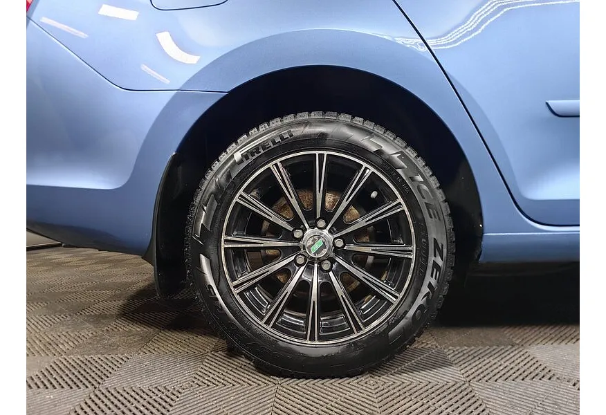 Skoda Rapid 1.6 MT (90 л.с.) Синий в АВИЛОН. Слайд №9