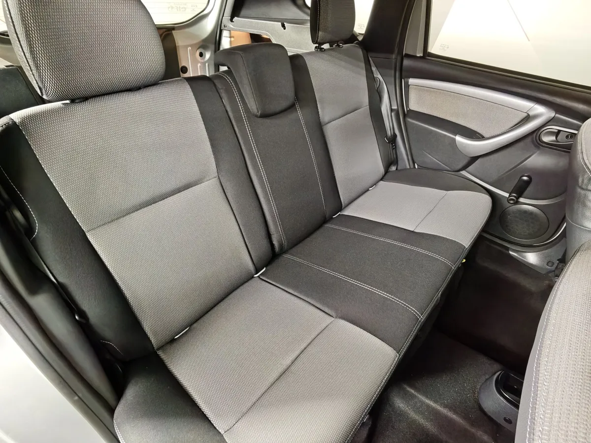 Renault Duster 2.0 MT 4x4 (135 л.с.) Серый в АВИЛОН. Слайд №17