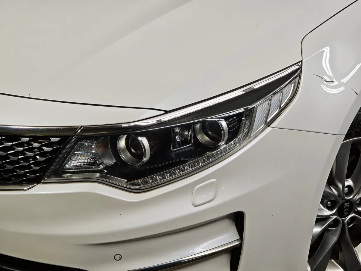 Kia Optima 2.0 AT (150 л.с.) Белый в АВИЛОН. Слайд №10