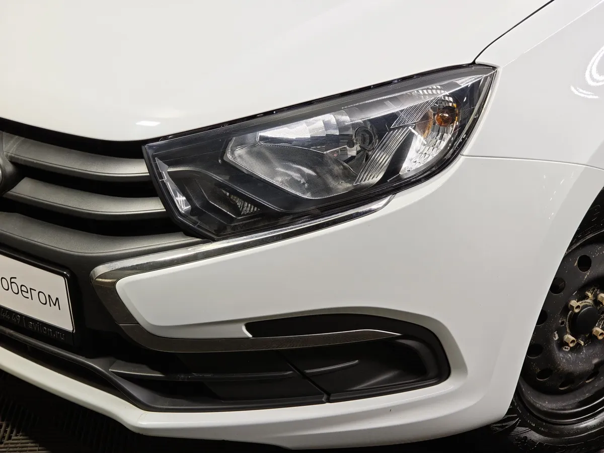 ВАЗ (Lada) Granta 1.6 MT (87 л.с.) Белый в АВИЛОН. Слайд №9