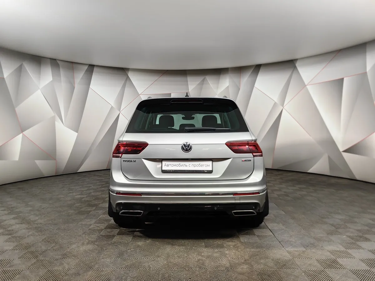 Volkswagen Tiguan 2.0 TSI 4Motion DSG (180 л.с.) Sportline Серый в АВИЛОН. Слайд №7