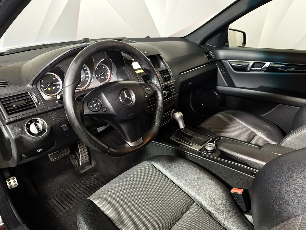 Mercedes-Benz C-Класс C 180 CGI BlueEFFICIENCY AT (156 л.с.) Коричневый в АВИЛОН. Слайд №19