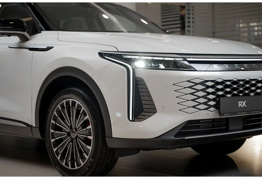 EXEED RX 2.0T 8AT 4WD (249 л.с.) Flagship Белый в АВИЛОН. Слайд №13