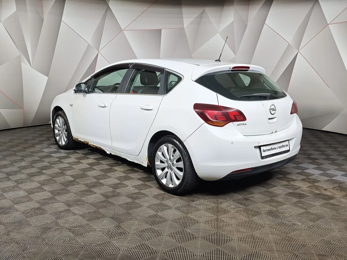 Opel Astra 1.6 AT (115 л.с.) Cosmo Белый в АВИЛОН. Слайд №4