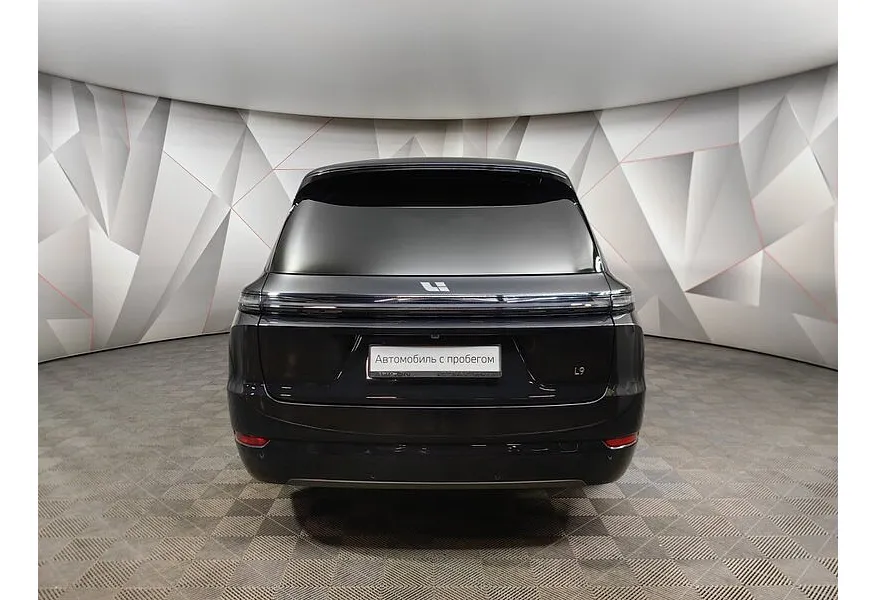 Li Auto L9 1.5 AT 4WD (449 л.с.) Max  Черный в АВИЛОН. Слайд №8