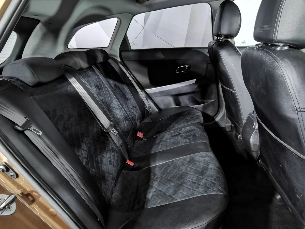 Kia Ceed 1.6 AT (130 л.с.) Luxe Коричневый в АВИЛОН. Слайд №15