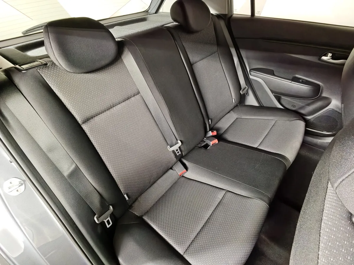 Solaris KRX 1.6 MT (123 л.с.) Luxe Серый в АВИЛОН. Слайд №17