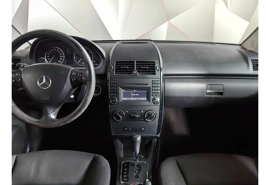Mercedes-Benz A-Класс A 180 Autotronic (116 л.с.) Серый в АВИЛОН. Слайд №12