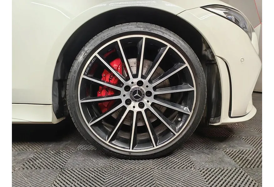 Mercedes-Benz CLS 350 d AT 4Matic (249 л.с.) Sport Белый в АВИЛОН. Слайд №9