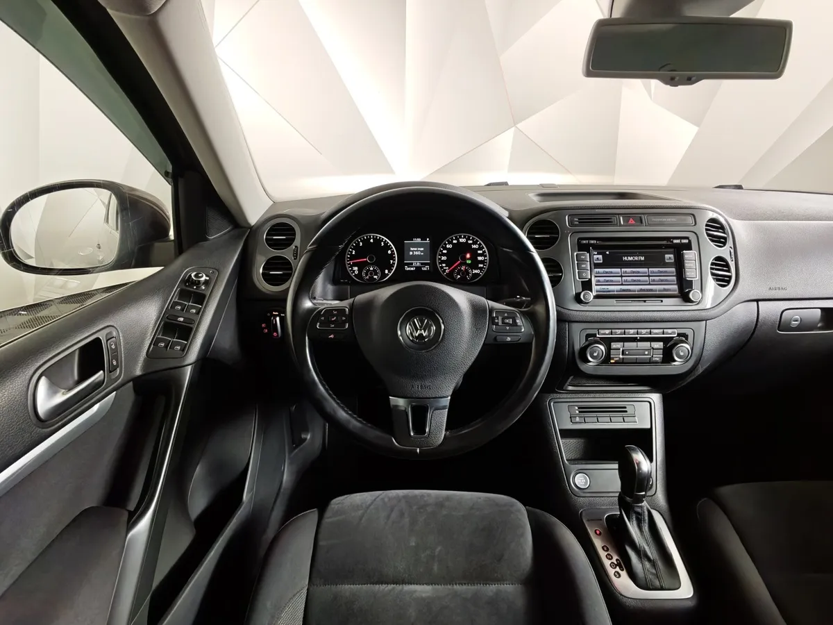 Volkswagen Tiguan 2.0 TSI 4Motion AT (180 л.с.) Sport & Style Коричневый в АВИЛОН. Слайд №20