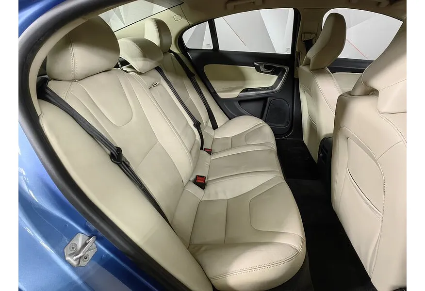 Volvo S60 2.0 T4 AT (180 л.с.) Summum Голубой в АВИЛОН. Слайд №16