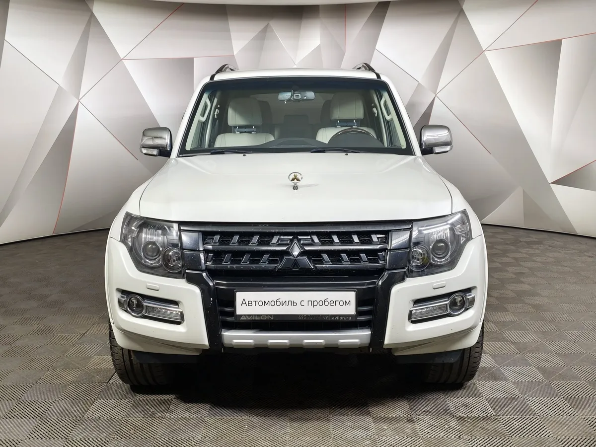 Mitsubishi Pajero 3.8 AT (250 л.с.) Белый в АВИЛОН. Слайд №7