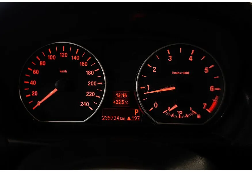 BMW 1 серия 116i AT (115 л.с.) Белый в АВИЛОН. Слайд №13