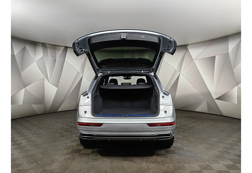 Audi Q5 2.0 TFSI S tronic quattro (249 л.с.) Sport Серебристый в АВИЛОН. Слайд №12