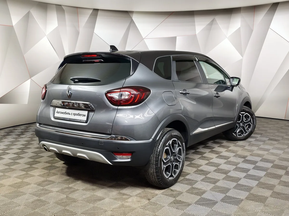 Renault Kaptur 1.6 X-tronic (114 л.с.) Style Белый в АВИЛОН. Слайд №2